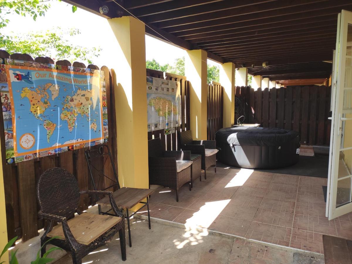 Montego Bay Garden Studio Exteriör bild